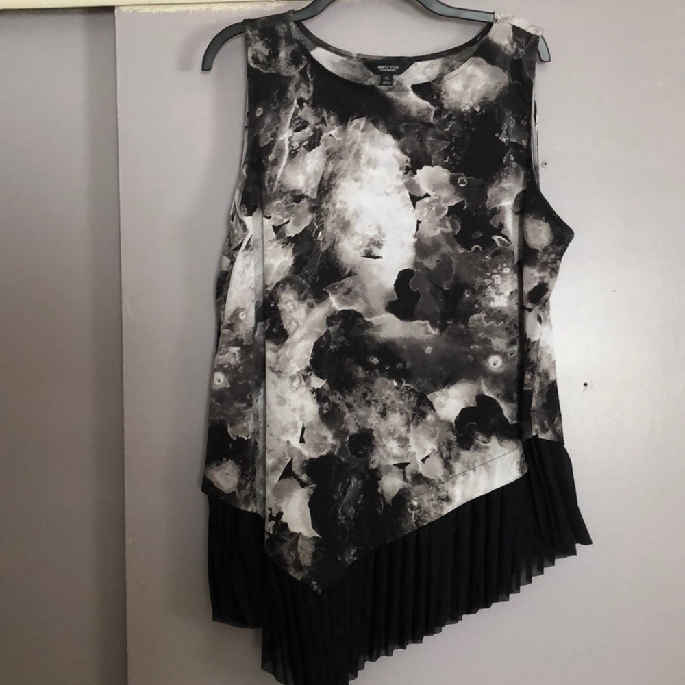 Sleeveless top